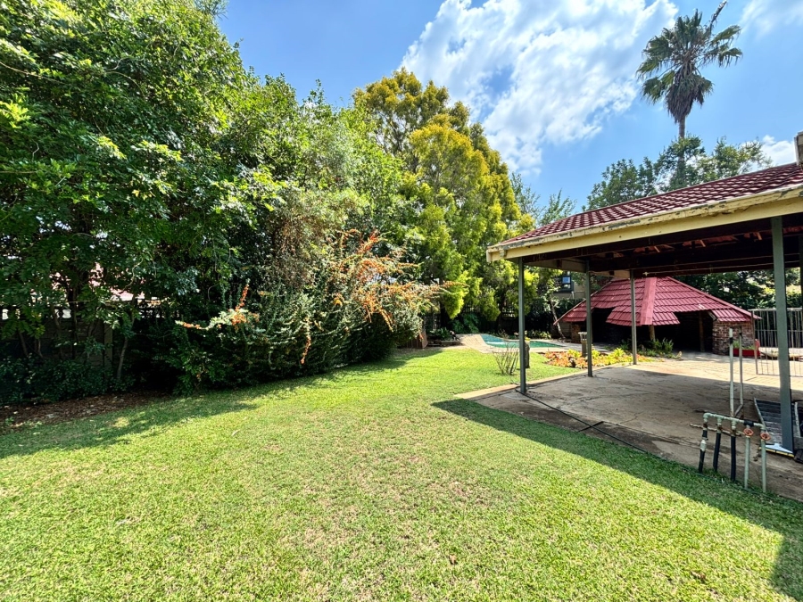 4 Bedroom Property for Sale in Van Der Hoff Park North West